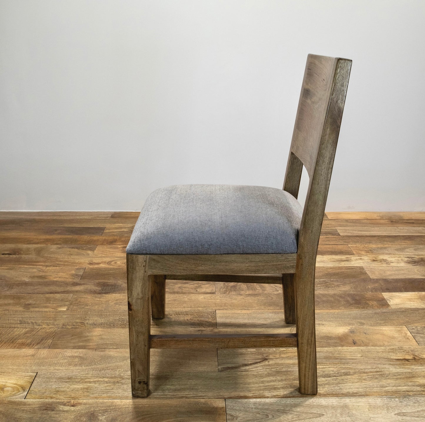 The Dillon dining chair