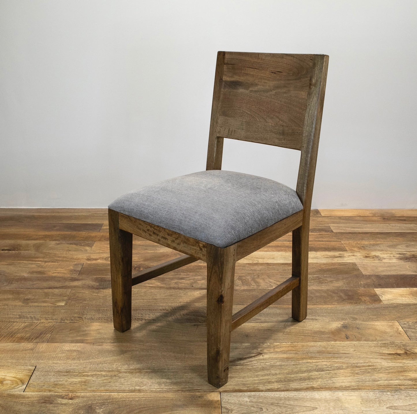 The Dillon dining chair